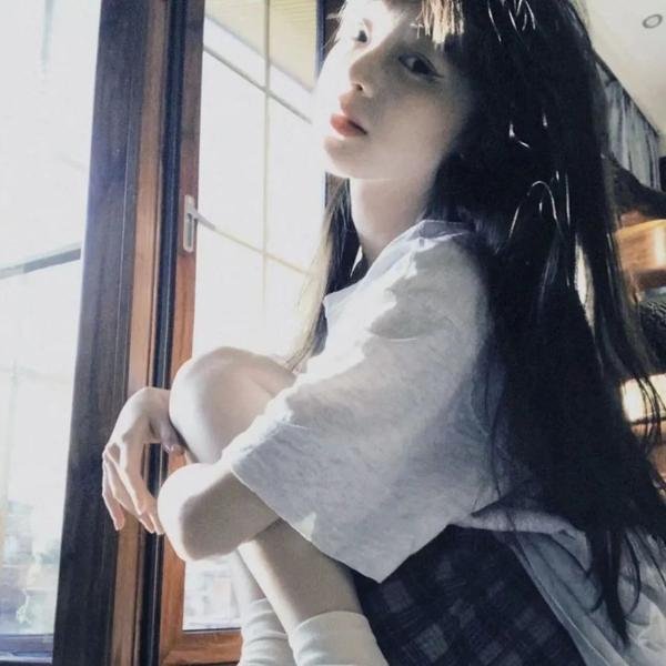 金发美人